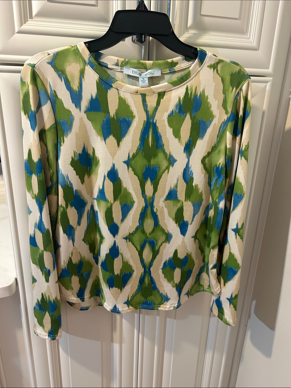Blu Sol Blue & Green Printed Long-Sleeve Top